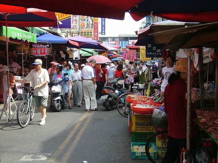 A Morning Market in Taiwan
