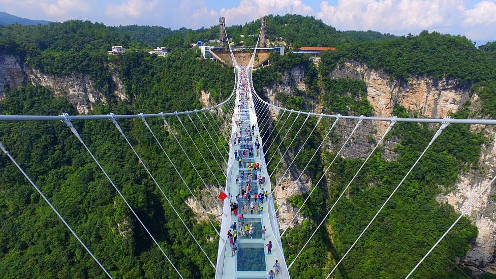 Scary' glass bridges shut in Chinese province