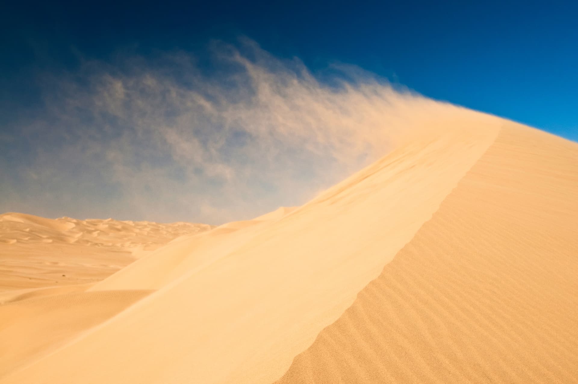 Singing Sand Dunes Explained | National Geographic