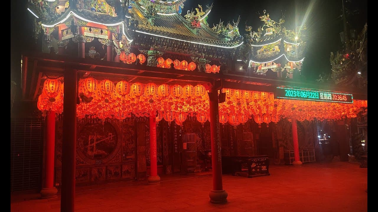 Deep Thoughts in Daxi District: Night Market, Daxi Bridge, and Guanyin  Temple