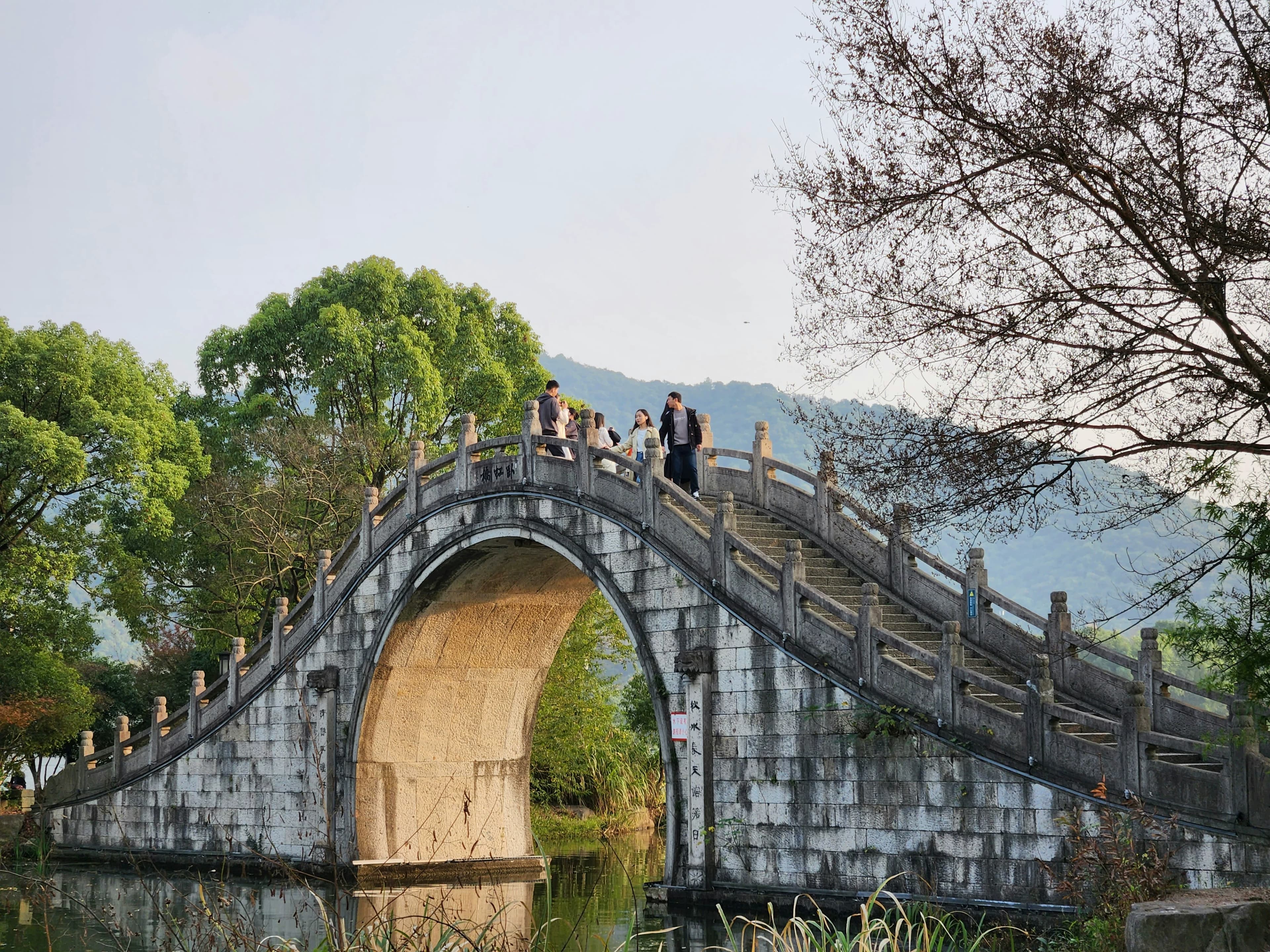 7-Day Family-Friendly Hangzhou Travel Guide: History, Culture & Budget Tips