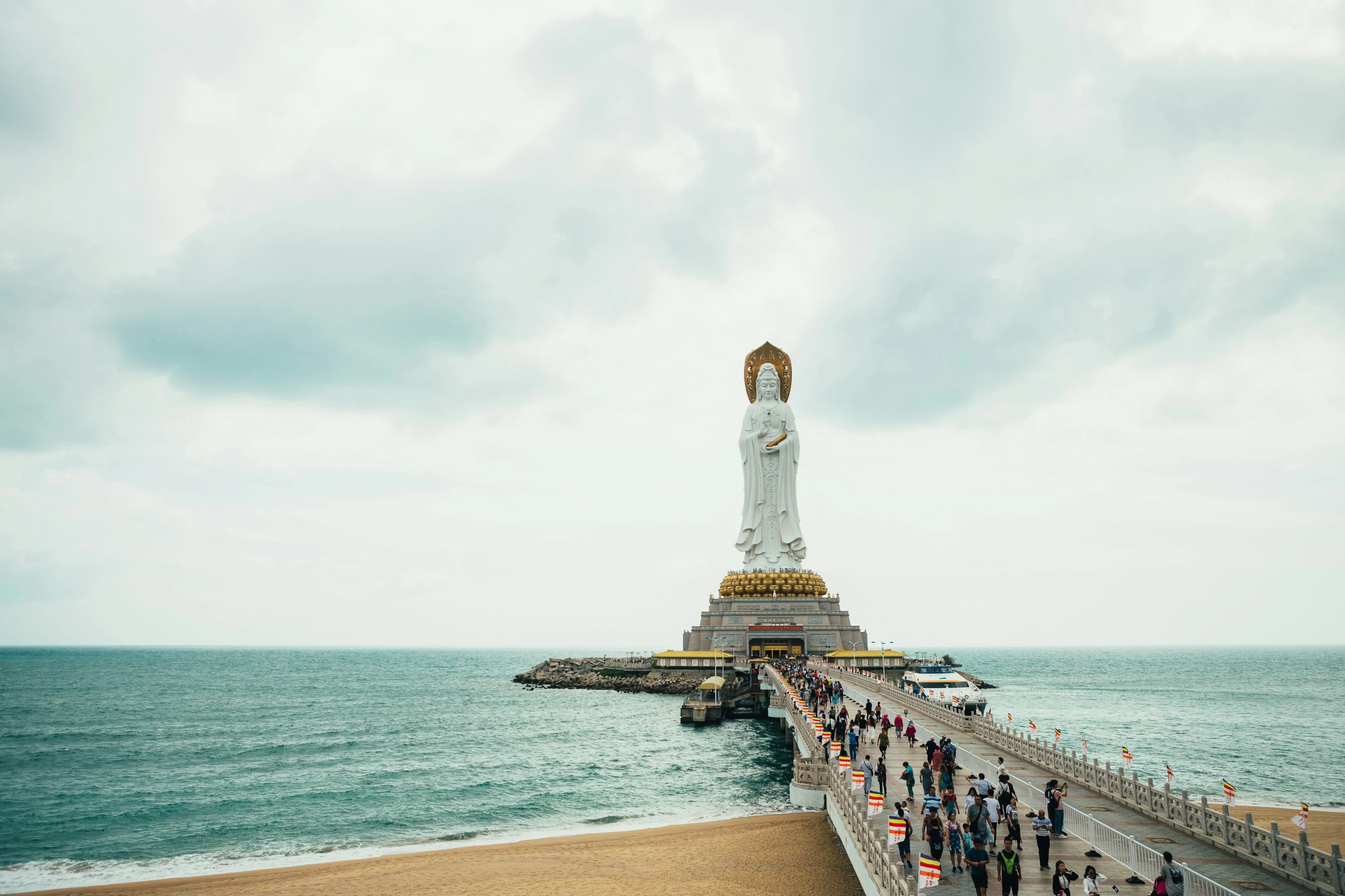 7-Day Sanya Travel Guide for Solo Travelers: Nature & Outdoor Adventures