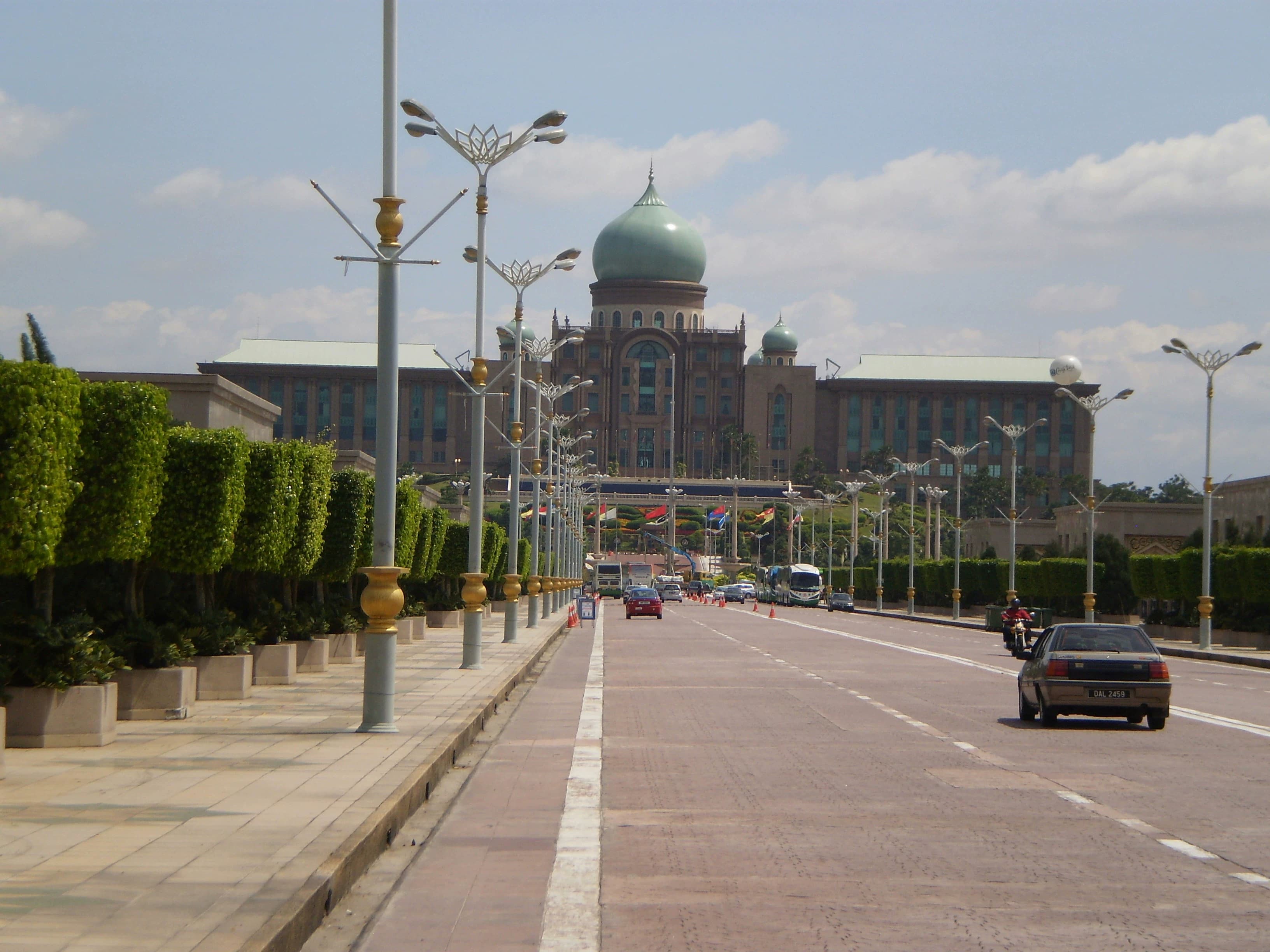 Ultimate 3-Day Harbin Solo Travel Guide: Food & Luxury Adventures