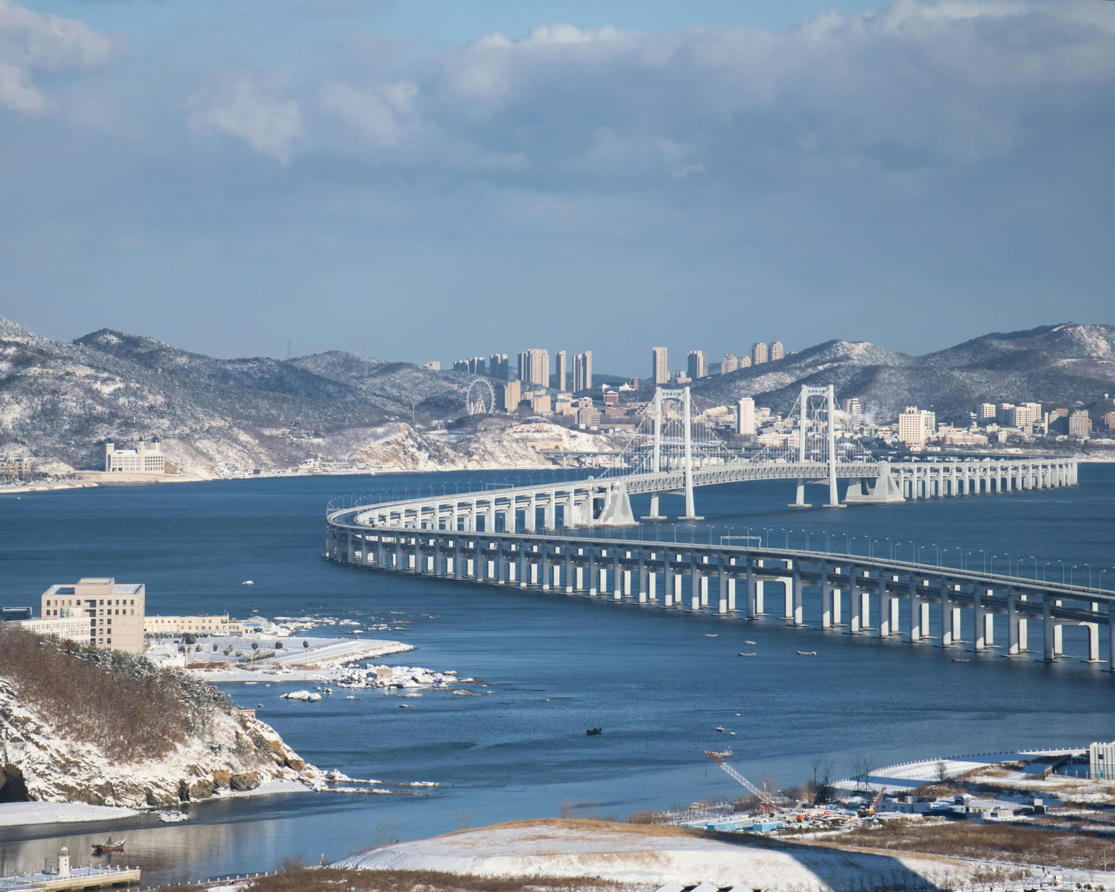 Dalian 3-Day Solo Travel Guide: Budget-Friendly Food & Hidden Gems