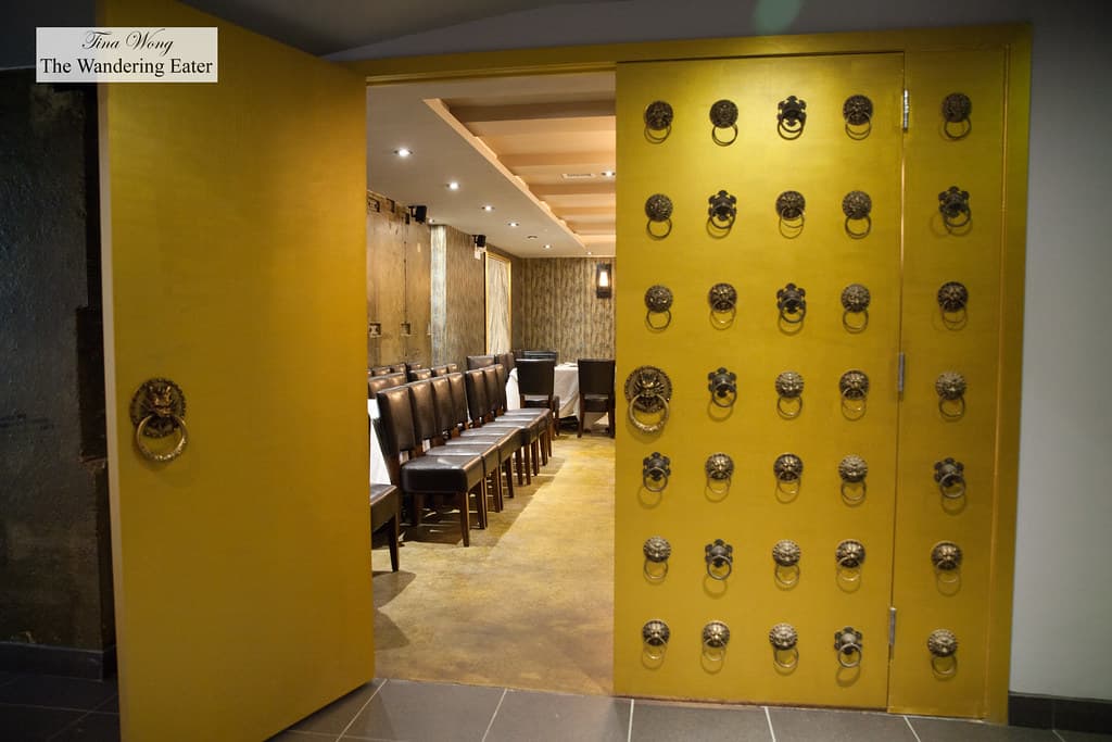 Entrance to private dining room | Hwa Yuan 42 E Broadway New… | Flickr