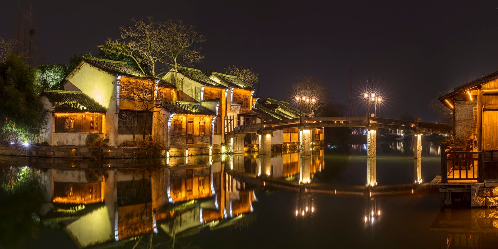 Night Reflections in Wuzhen Xizha Water Town {In Explore 6… | Flickr