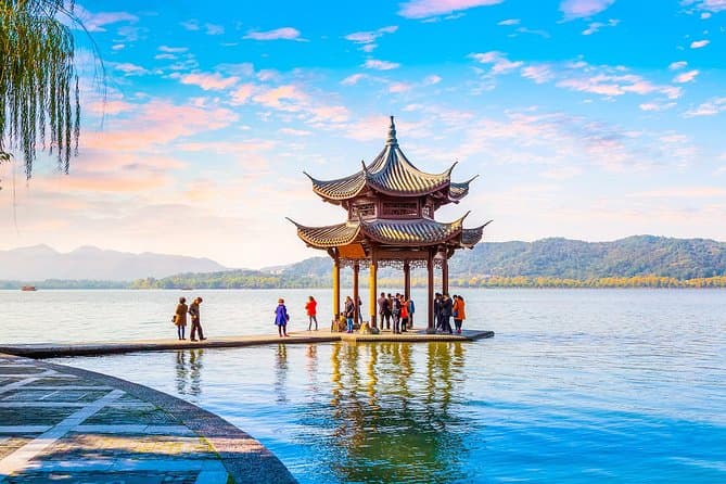 2025 Private Hangzhou Day Tour to West Lake, Lingyin Temple, Tea ...