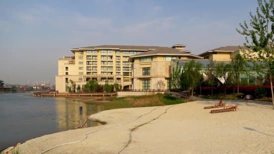 New Century Grand Hotel Kaifeng Restaurant: Pictures & Reviews ...