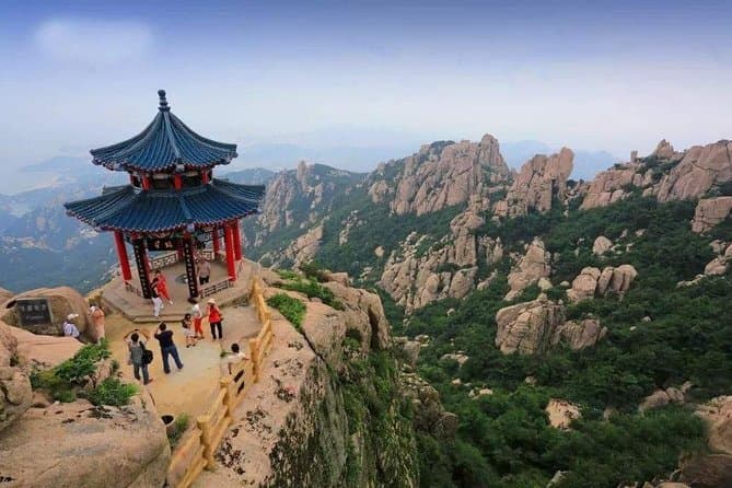 Qingdao Private Tour: City Highlights and Laoshan Mountain with Lunch+Cable  Car