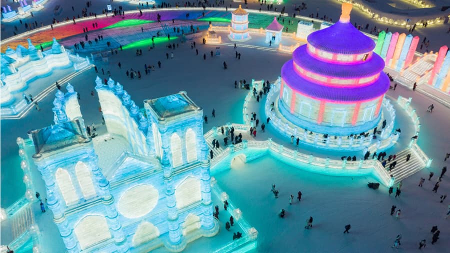 哈尔滨冰雕师：提前一年存冰，15天造出冰雪大世界_新闻频道_央视网 ...