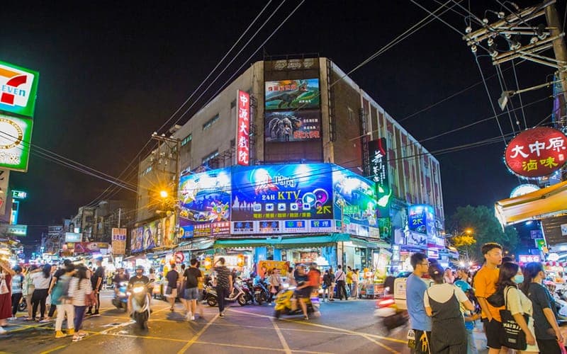 Night market and business districts | Taoyuan Tourism