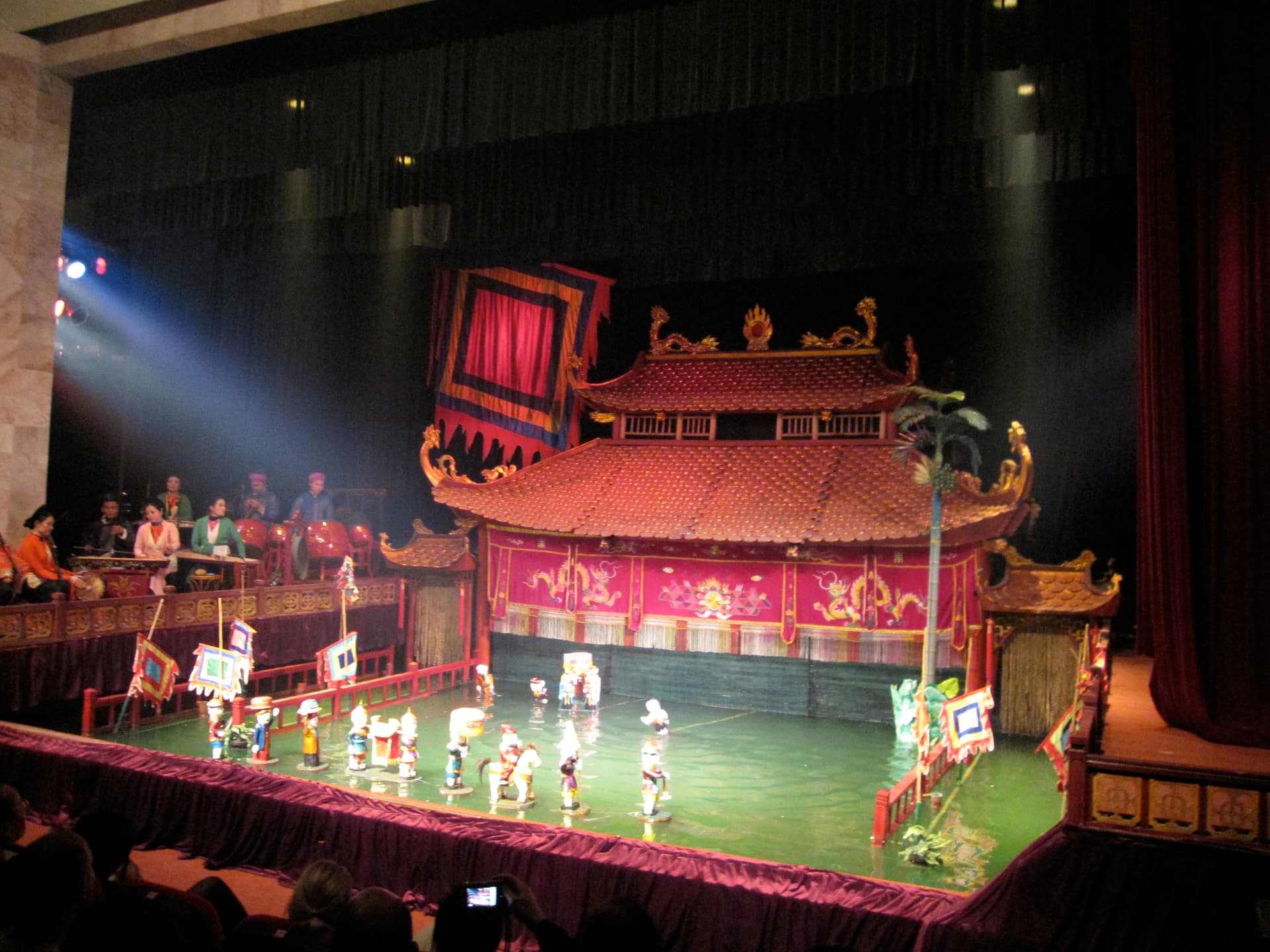 Water puppetry - Wikipedia