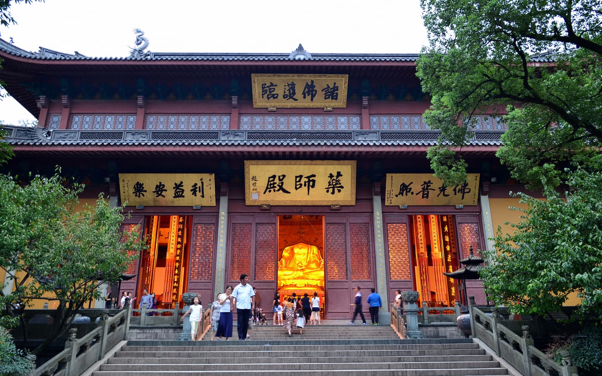 Lingyin Temple - Wikipedia