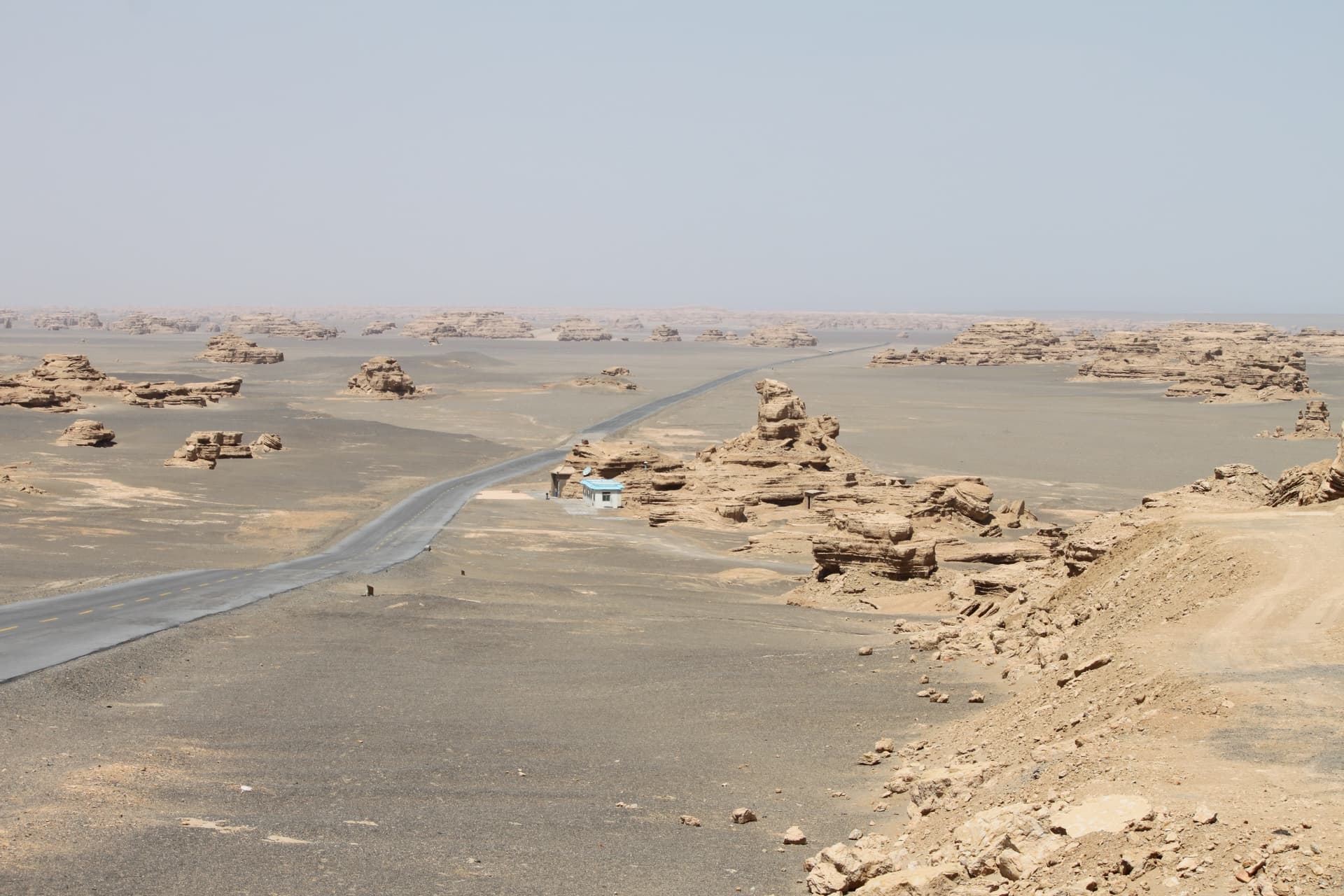 Dunhuang Yardang National Geopark - Wikipedia