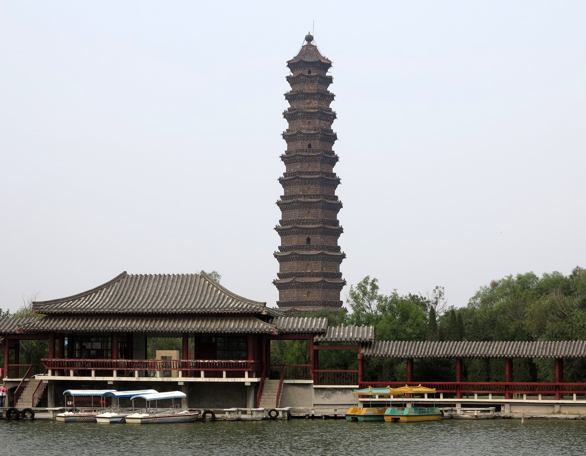Iron Pagoda - Wikipedia