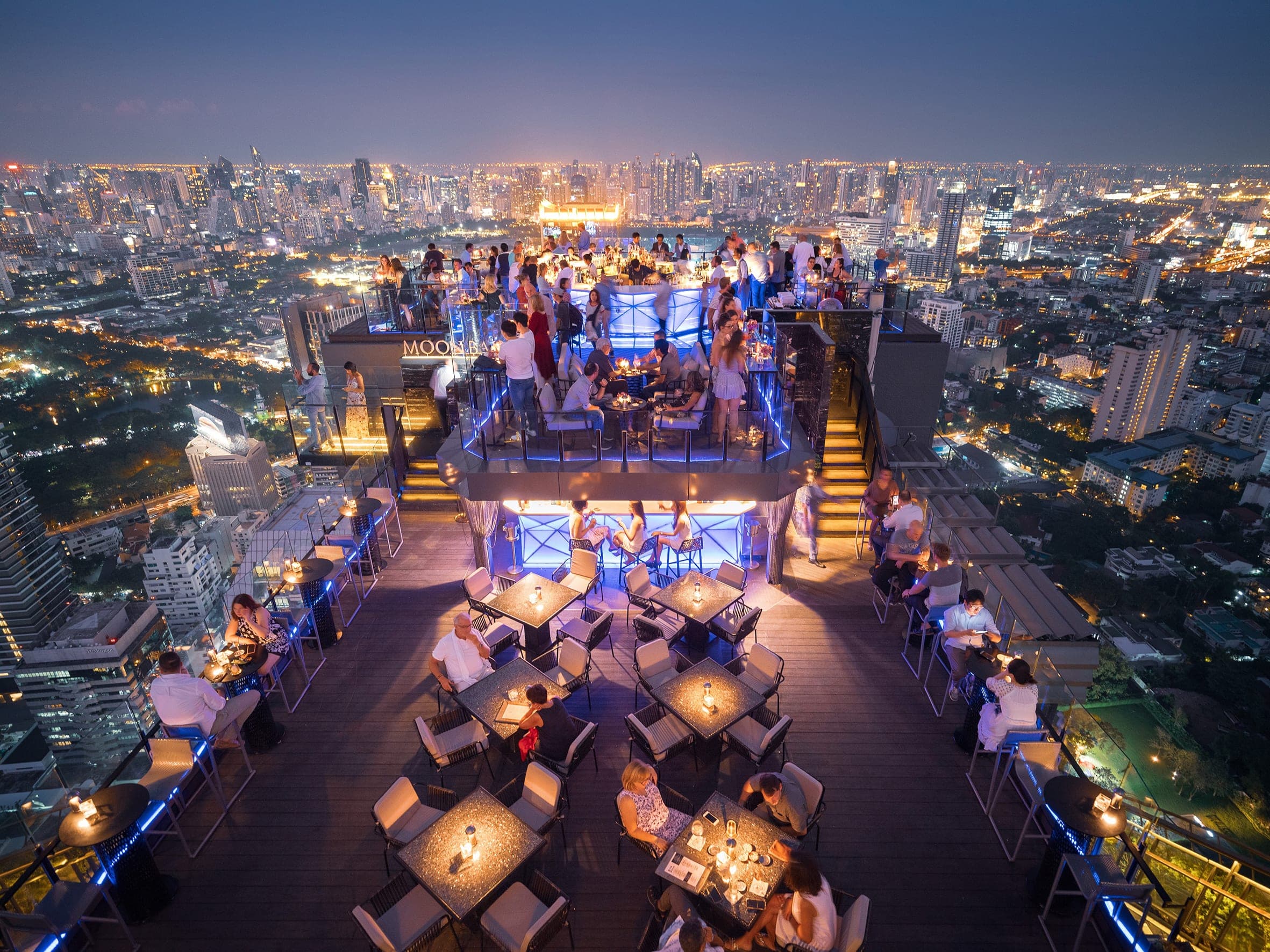 Hotel Restaurants & Sky Rooftop Bars | Banyan Tree Bangkok