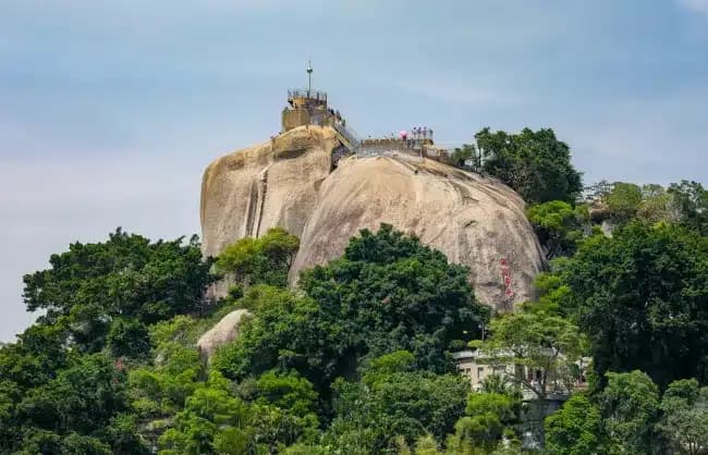Sunlight Rock: A Scenic Spot on Gulangyu Island