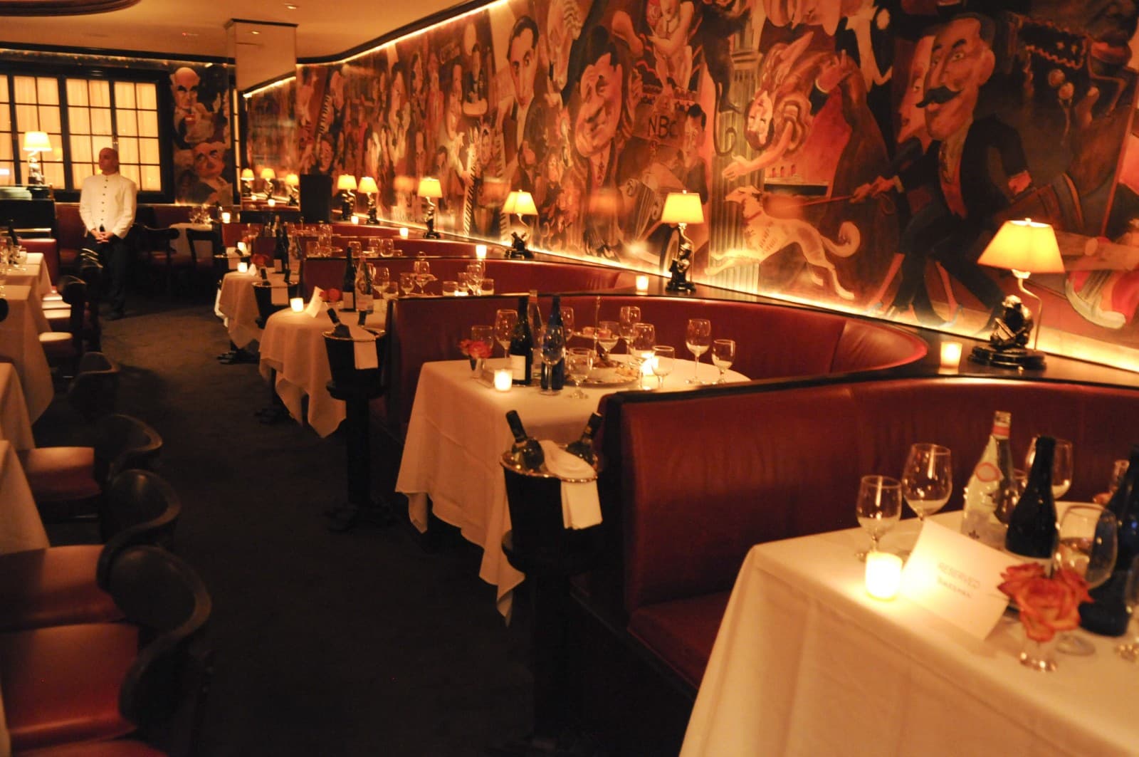 Hotel Elysee New York City | Dining in Manhattan | The Monkey Bar NYC
