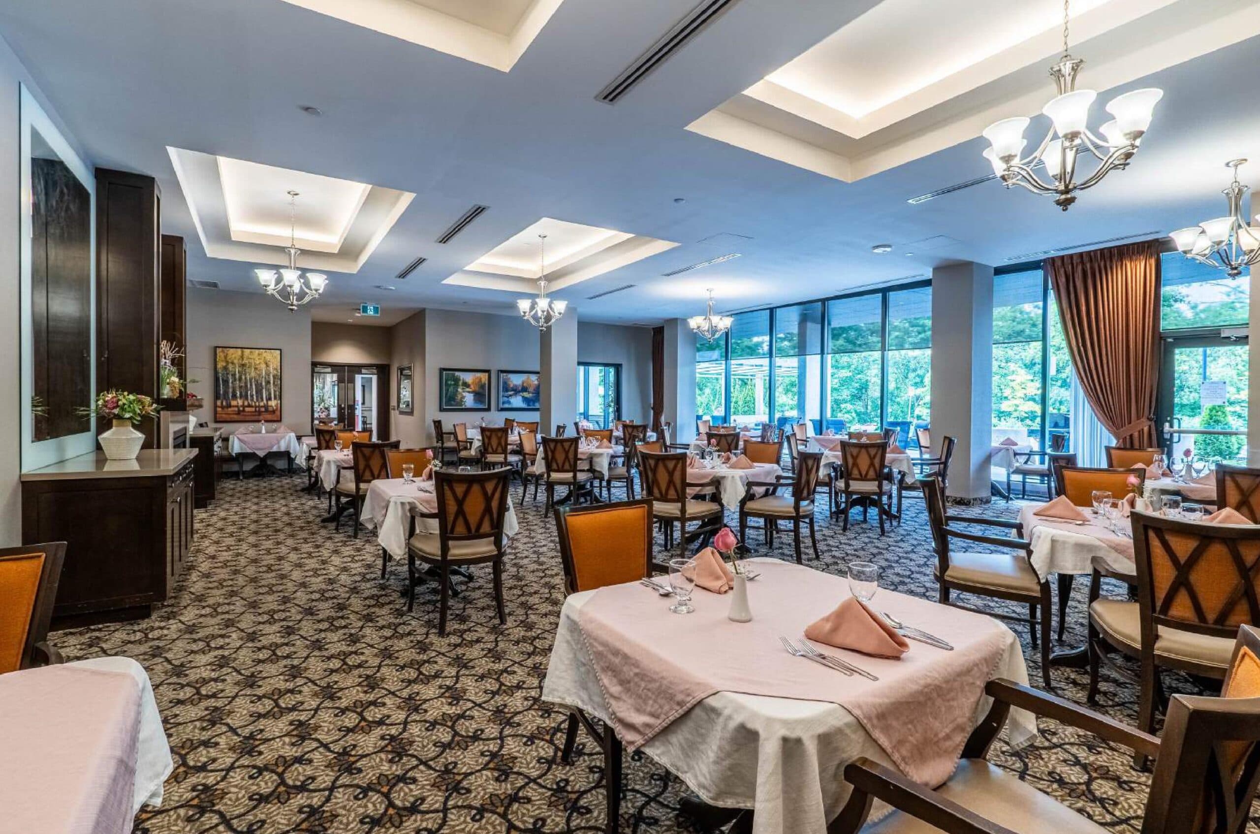 Dining at Forestview Retirement Residence - North York