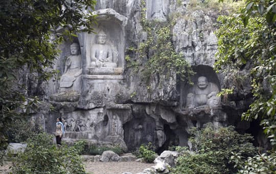 Lingyin Temple and Feilai Feng Grottoes - Hangzhou Travel Guide